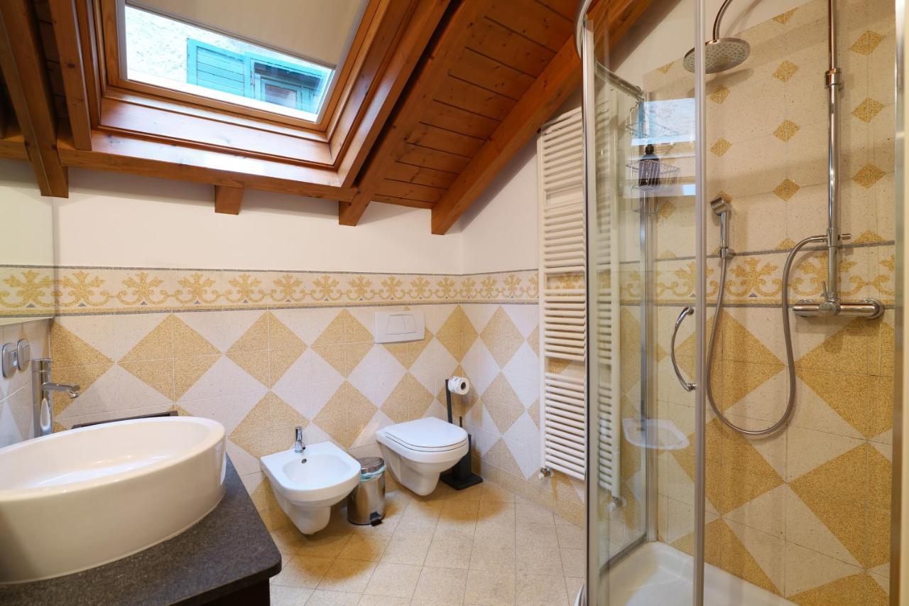Nene-Il Vicolo Apartments And Rooms Bellagio Exterior photo